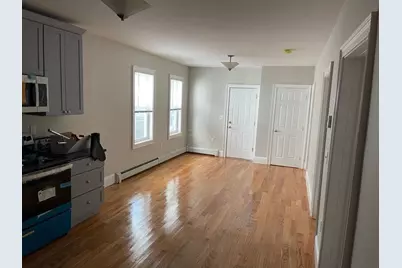 19 Harold St #1, Somerville, MA 02143 - Photo 10