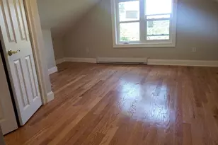 22 Barton St, Somerville, MA 02144 - Photo 4
