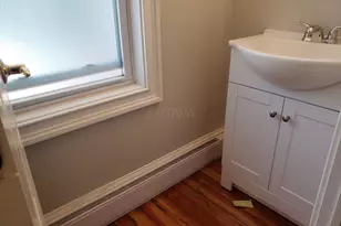 22 Barton St, Somerville, MA 02144 - Photo 12