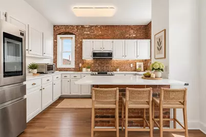 39 Kent St #5, Brookline, MA 02445 - Photo 4