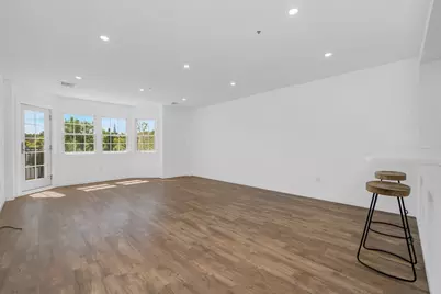148 Main St #A413, North Andover, MA 01845 - Photo 2