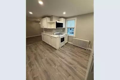 16 Magnolia Ave #7, Gloucester, MA 01930 - Photo 1