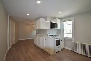 16 Magnolia Ave, Gloucester, MA 01930 - Photo 2