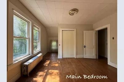 16 Prospect St, Erving, MA 01344 - Photo 18