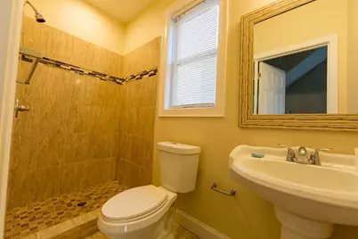 194 Oak St, Shrewsbury, MA 01545 - Photo 8