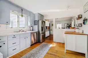 26 Elmwood Ave, Braintree, MA 02184 - Photo 6