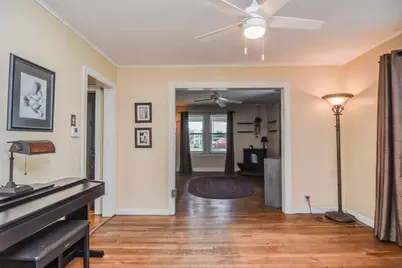 140 Mendon St, Hopedale, MA 01747 - Photo 10