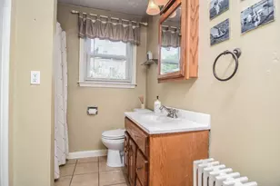 140 Mendon St, Hopedale, MA 01747 - Photo 16