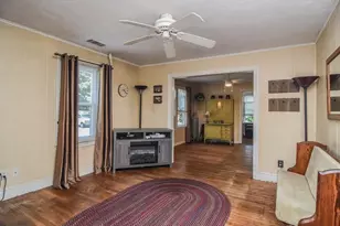 140 Mendon St, Hopedale, MA 01747 - Photo 6