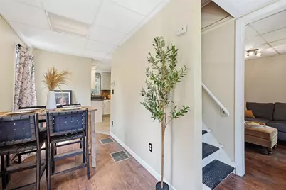 128 Newfield Rd, Springfield, MA 01119 - Photo 4