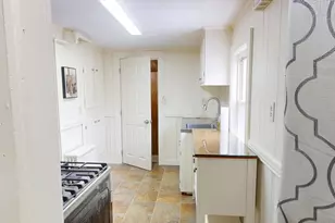 112 Fulton Spring Rd, Medford, MA 02155 - Photo 8