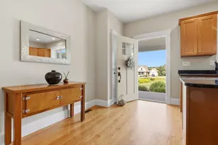28 Follinsbee Ln, West Newbury, MA 01985 - Photo 4