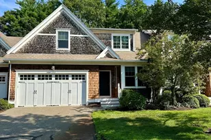 152 Spring Meadow Ln, Hanover, MA 02339 - Photo 2