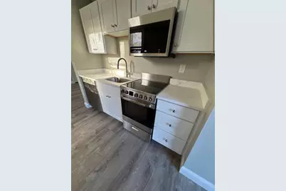 80 Herrick St #A2, Beverly, MA 01915 - Photo 2