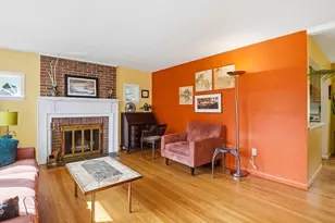 11 Farmington Cir, Marlborough, MA 01752 - Photo 8