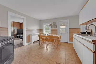 4 Eddy St, Ware, MA 01082 - Photo 14
