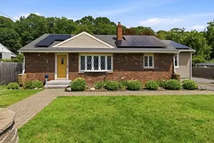 6 Appletree Rd, Danvers, MA 01923 - Photo 1
