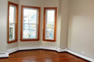 127 Brown, Waltham, MA 02452 - Photo 2