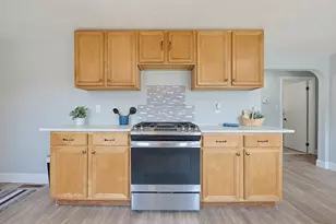 30 Lloyd St, Blackstone, MA 01504 - Photo 18