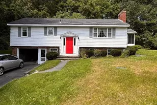 11 Federal St, Blackstone, MA 01504 - Photo 1