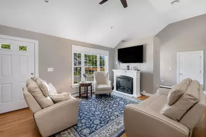 40 Oakland, Swansea, MA 02777 - Photo 14
