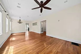 15 Avalon, Milton, MA 02186 - Photo 4