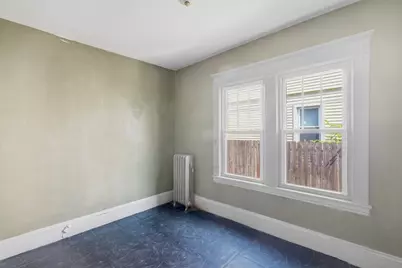 371 Oakland St #1, Springfield, MA 01108 - Photo 8