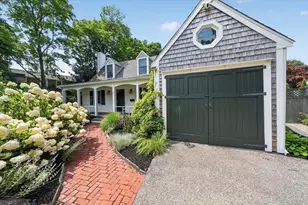 14 Bradley Woods Dr, Hingham, MA 02043 - Photo 2
