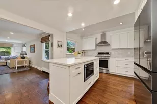 14 Bradley Woods Dr, Hingham, MA 02043 - Photo 10