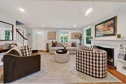 14 Bradley Woods Dr, Hingham, MA 02043 - Photo 4