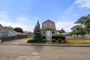 26 Oakwood Rd, Quincy, MA 02169 - Photo 34