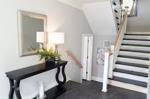 1525 Beacon St, Newton, MA 02468 - Photo 18