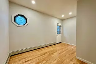 294 Chestnut Ave, Boston, MA 02130 - Photo 8