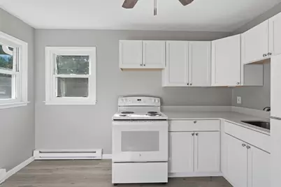 257 N Washington #8, Belchertown, MA 01007 - Photo 4