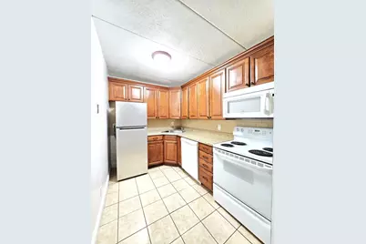 296 Commercial St #21, Braintree, MA 02184 - Photo 2