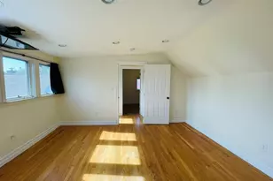 18 Richardson St, Boston, MA 02135 - Photo 12