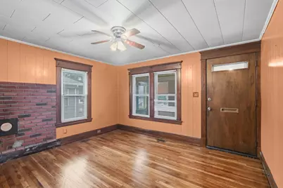 21-23 Colchester St #21, Springfield, MA 01109 - Photo 6