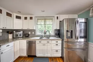 30 Edgewood Ln, Marshfield, MA 02050 - Photo 6