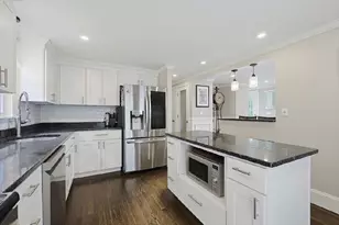 1740 Plymouth St, Bridgewater, MA 02324 - Photo 8