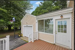 1740 Plymouth St, Bridgewater, MA 02324 - Photo 24