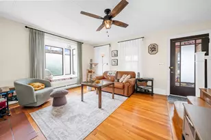 9 Sycamore St, Somerville, MA 02143 - Photo 1
