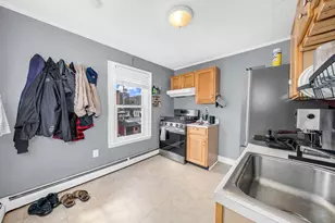 9 Sycamore St, Somerville, MA 02143 - Photo 24