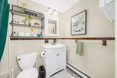 9 Sycamore St, Somerville, MA 02143 - Photo 16