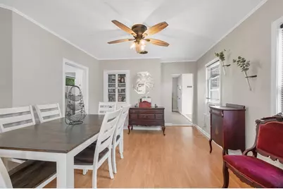 9 Cottage Street, Dracut, MA 01826 - Photo 8