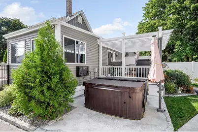 9 Cottage Street, Dracut, MA 01826 - Photo 34