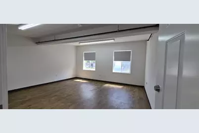 36 Arch St #2, Brockton, MA 02301 - Photo 2