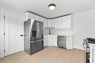 54-56 Alden, Revere, MA 02151 - Photo 4