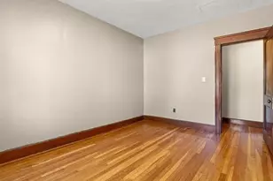 191 W 6th St, Lowell, MA 01850 - Photo 10