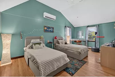 55 Irving St, Fall River, MA 02723 - Photo 16