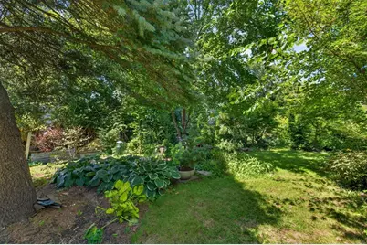 55 Irving St, Fall River, MA 02723 - Photo 24